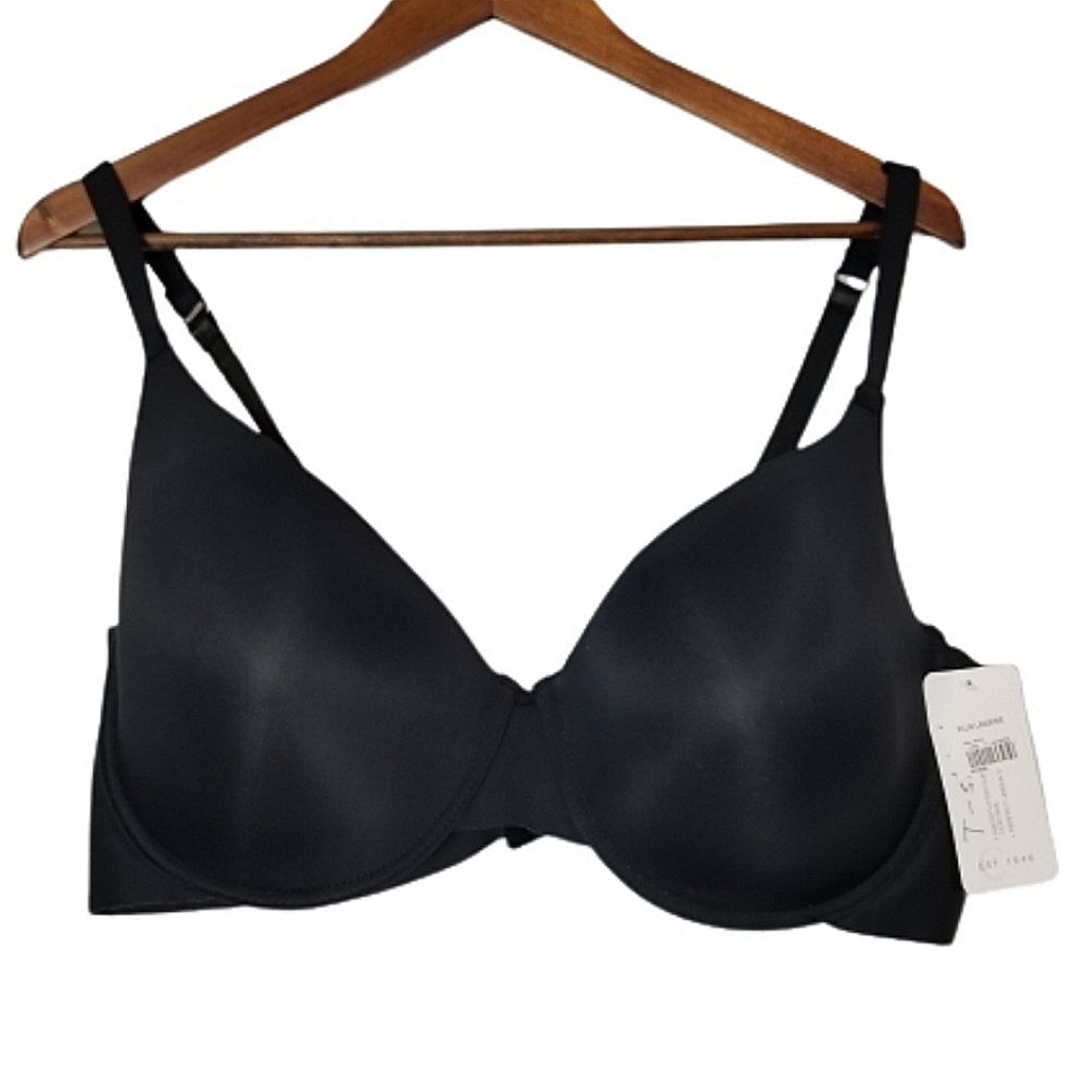 New with tags 44D black T-Shirt bra